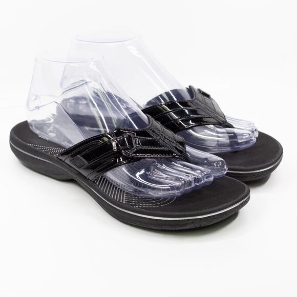 CLARKS Cloudsteppers Sea Breeze Patent Thong Sandals Flip Flops Black Shiny Sz 7 - Picture 1 of 8